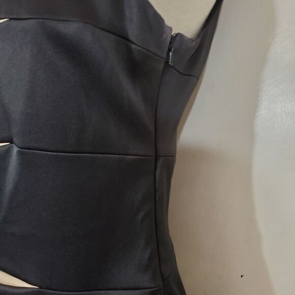 Signature by Sangria Black and Cream Mini Dress - Picture 7 of 9